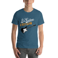 Charger l&#39;image dans la galerie, T-Shirt La Guitare C&#39;est la vie

