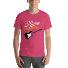 Charger l&#39;image dans la galerie, T-Shirt La Guitare C&#39;est la vie
